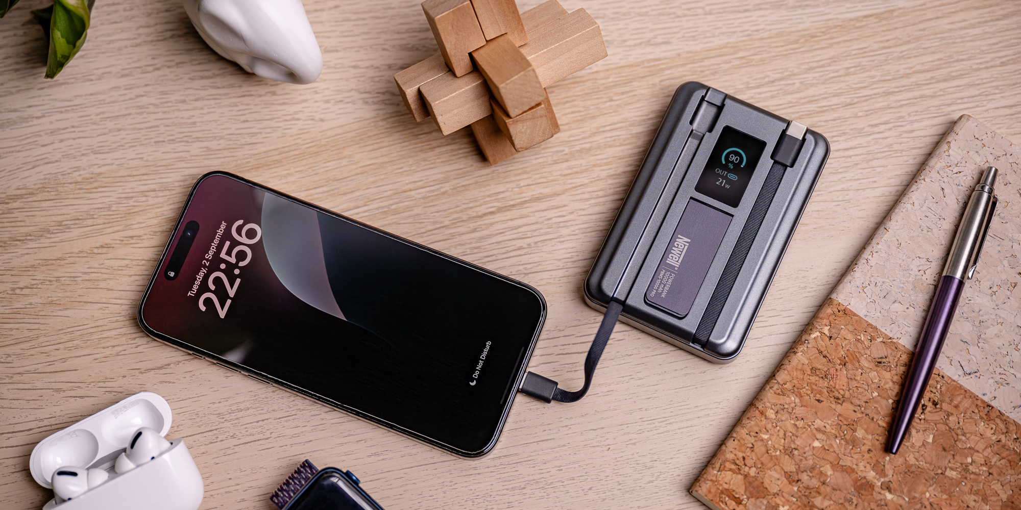 Power Bank Newell MS-10000 Pro MagSafe 10000 mAh 2x USB-C - szary